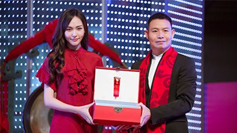 中国美正当红，w66.利来A股上市，引领新时代